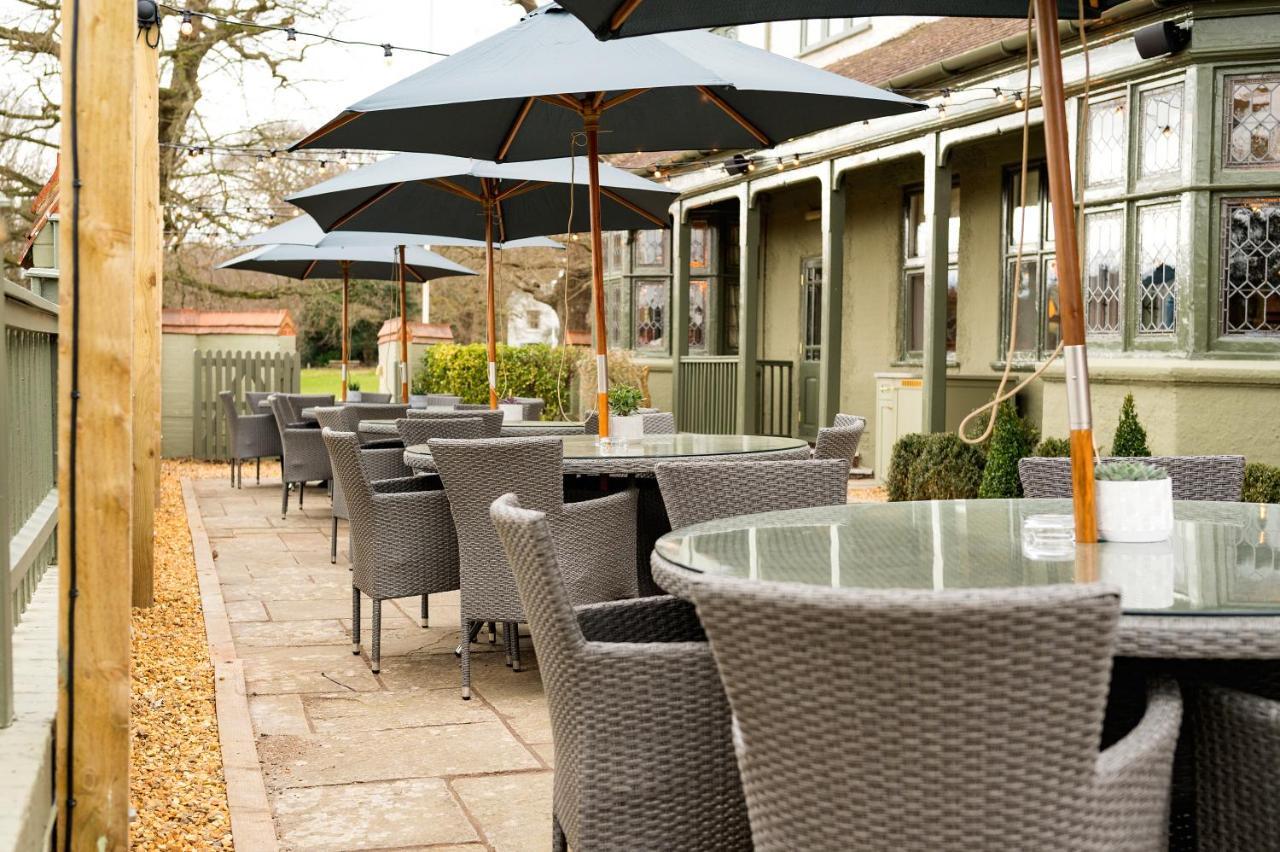 The Hand & Sceptre By Innkeeper'S Collection Southborough ภายนอก รูปภาพ